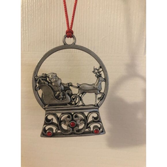 Avon Collectible Pewter Christmas Ornament_ Santa's Midnight Sleigh Ride - Picture 7 of 13